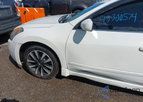 2008 Nissan Altima 2.5 S из США, поврежденный, VIN 1N4AL21E58N516117